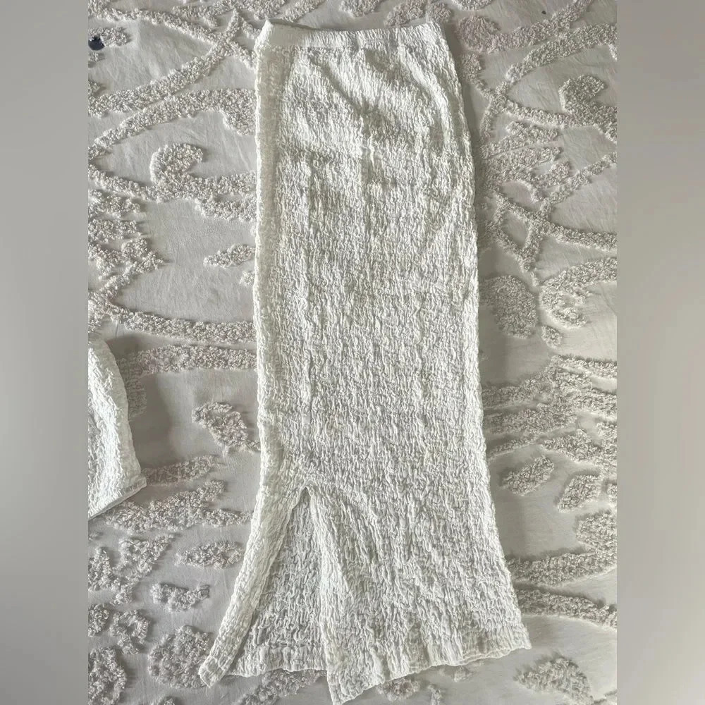 2 Piece Textured Set - Picture 3 of 7